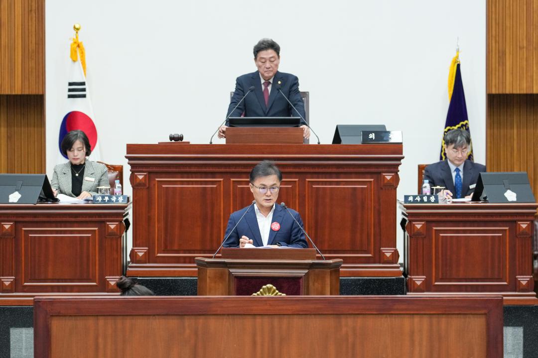 '제287회 경주시의회 제2차 정례회 중 제1차 본회의' 게시글의 사진(17) '20241128_(0281)_제287회 경주시의회 제2차 정례회 중 제1차 본회의_DSC01151.jpg'