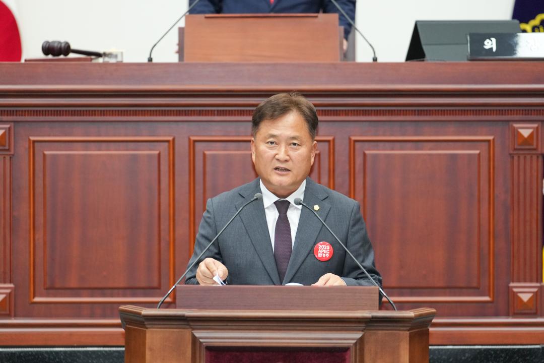 '제282회 경주시의회제1차 정례회 제1차 본회의' 게시글의 사진(6) '20240607_(0103)_제282회 경주시의회 제1차 정례회 제1차 본회의_DSC06711.jpg'
