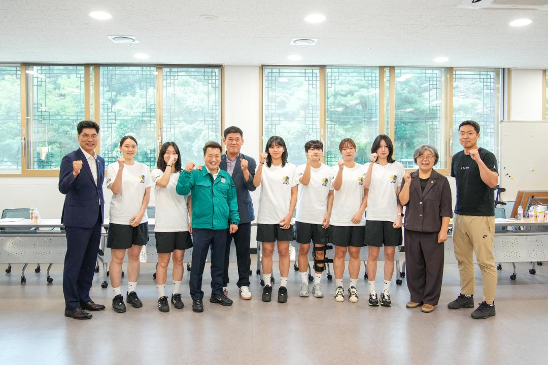 '문화도시위원회 경주시청 직장운동경기부 선수 격려 간담회' 게시글의 사진(24) '20240902_(0348)_문화도시위원회 경주시청 직장운동경기부 선수 격려 간담회_DSC01277.jpg'