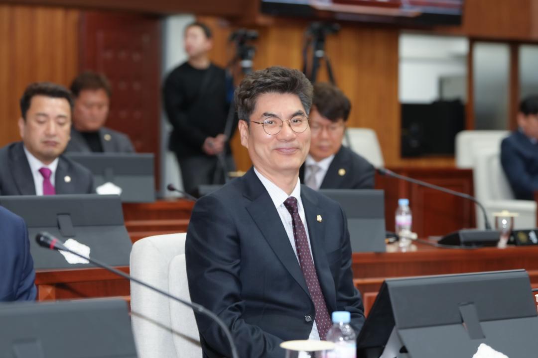 제296회 경주시의회 임시회 중 제2차 본회의