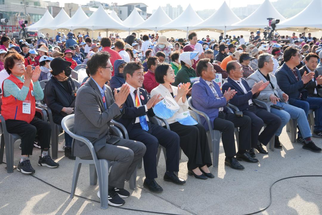 '제3회 경주 감포항 가자미 축제' 게시글의 사진(15) '20240427_(0170)_제3회 경주 감포항 가자미 축제_DSC05856.jpg'