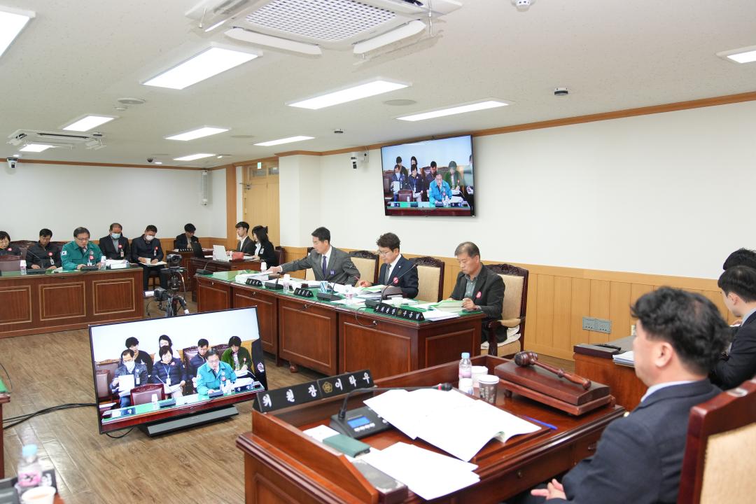 '제279회 경주시의회 제2차 정례회 제1차 경제산업위원회' 게시글의 사진(3) '20231130_(0327)_제279회 경주시의회 제2차 정례회 제1차 경제산업위원회_DSC01789.jpg'