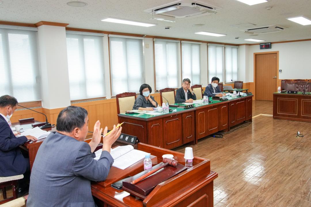 '문화도시위원회 간담회' 게시글의 사진(14) '20220728_(312)_문화도시위원회 간담회_DSC07507.jpg'
