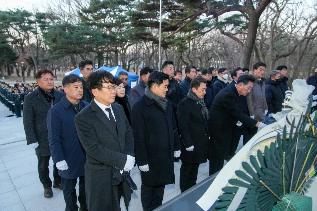 '2026 신년 충혼탑 참배' 게시글의 사진(3) '03 20260102_(0046)_2026 신년 충혼탑 참배_DSC02302.jpg'