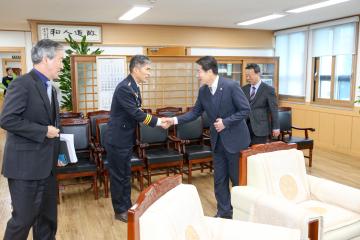 이근우 신임 경주경찰서장 방문